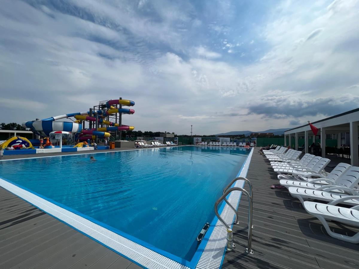 Holiday Park & Resort Cieplice Zdroj 옐레니아구라 외부 사진