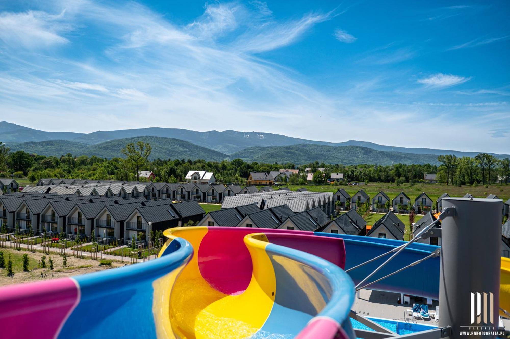 Holiday Park & Resort Cieplice Zdroj 옐레니아구라 외부 사진